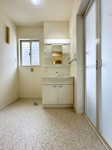 Renovated 4SLDK House in Munakata, Fukuoka — Image 4, Munakata, Fukuoka