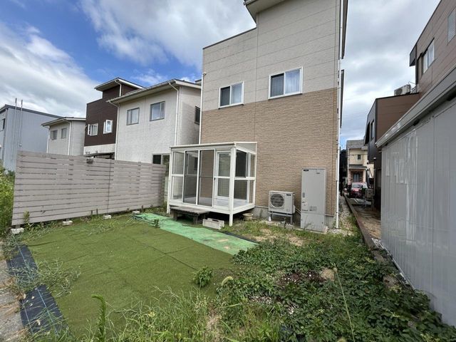 5LDK House in Fukui City with Carport and River View - Thumbnail 2