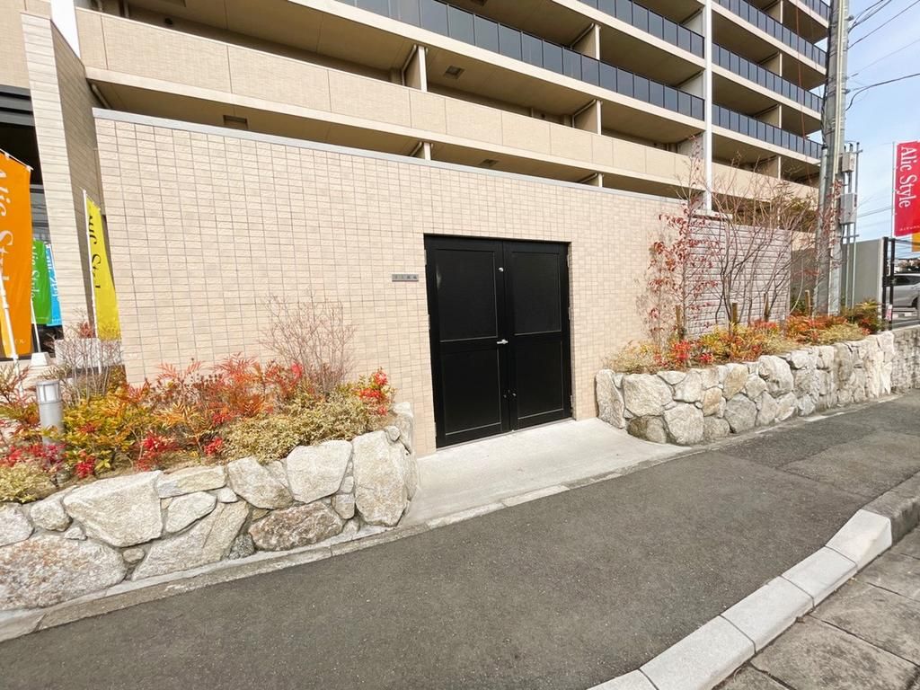 Ailique Style Takasaki Gran Hills 13F 3LDK Apartment for Sale - Thumbnail 2