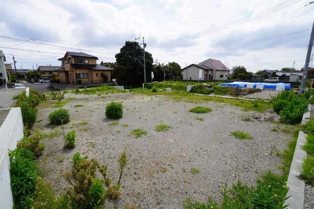 165 sqm Building Plot for Sale in Yoshino-cho, Kagoshima - Thumbnail 2