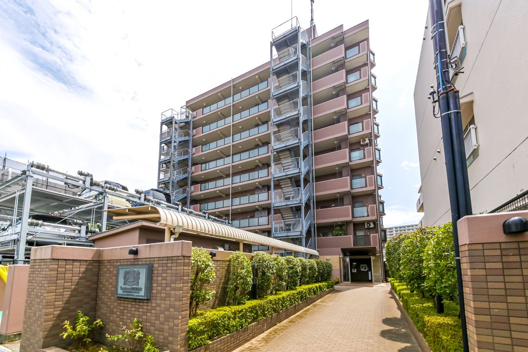 Lions Mansion Tsudanuma 2LDK Apartment in Funabashi - Thumbnail 2