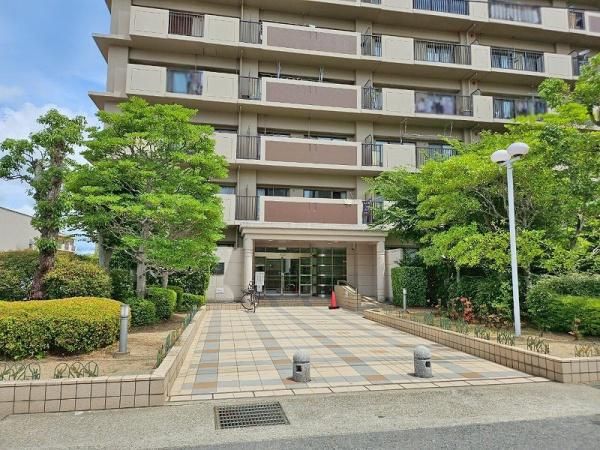 Calm Yagi Green Place 3LDK Apartment in Kashihara - Thumbnail 2