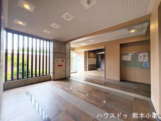 4LDK Corner Apartment for Sale in Kumamoto City - Thumbnail 3