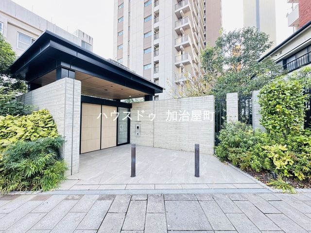 Prestige Tsunokuni Omotesando 2SLDK Apartment in Kagoshima - Thumbnail 2