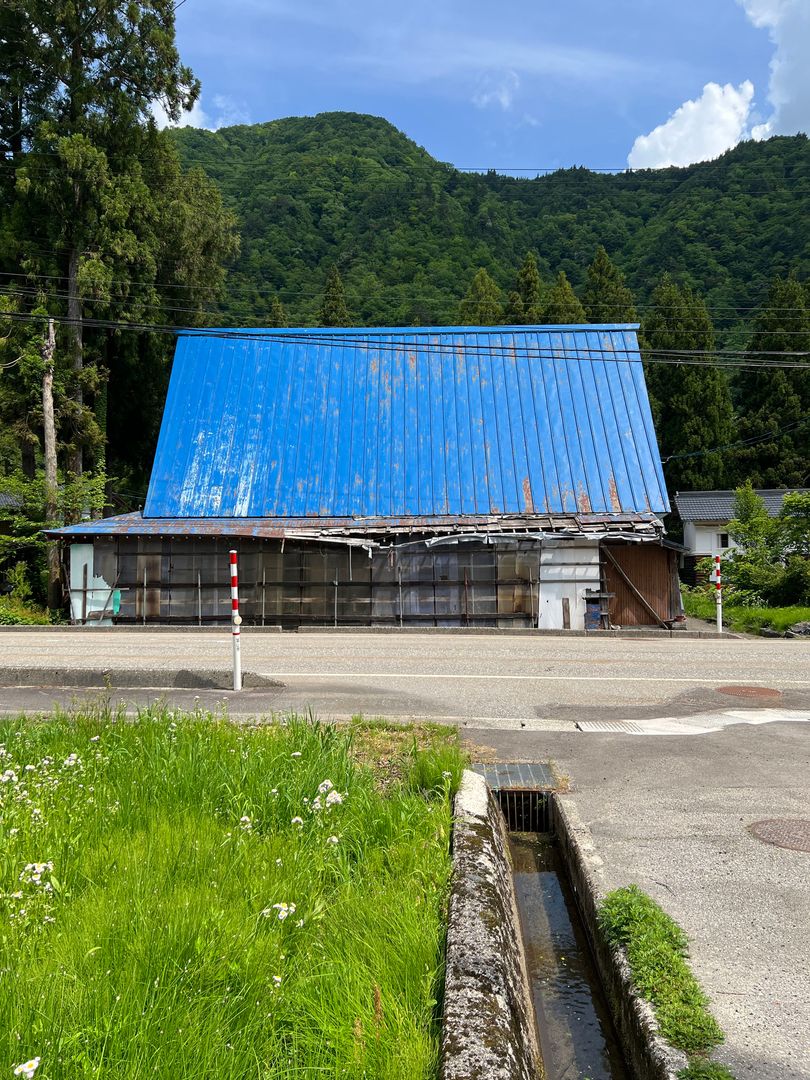 1869 Gassho-Style Farmhouse for Relocation in Nanto, Toyama - Thumbnail 4