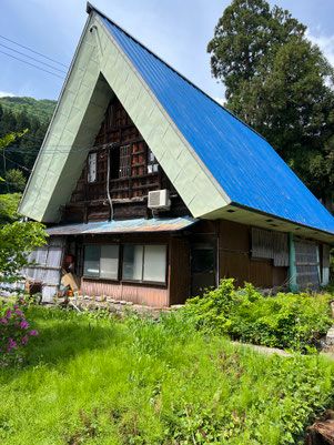 1869 Gassho-Style Farmhouse for Relocation in Nanto, Toyama - Thumbnail 2