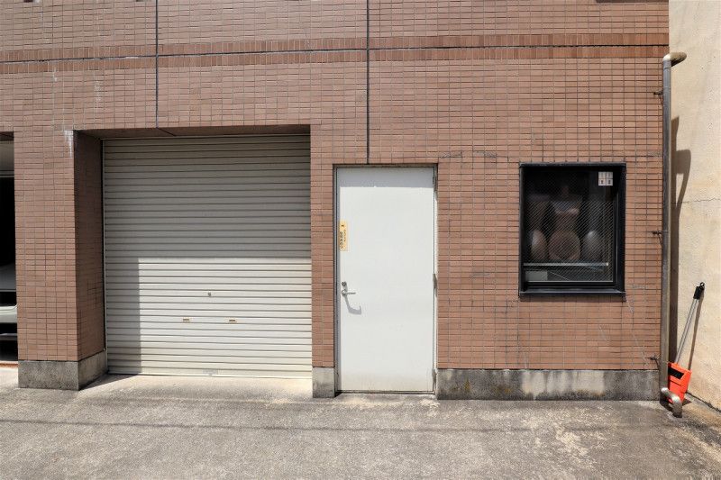 8SLDK Family Home in Toyama City with 3 Parking Spaces - Thumbnail 2