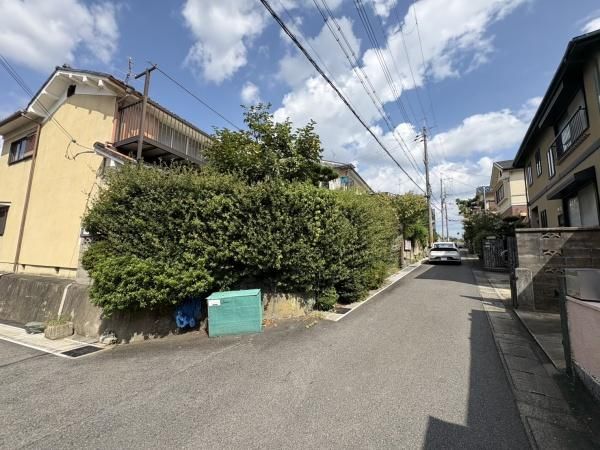 Land for Sale in Uji, Kyoto - Southwest Corner Plot, No Building Conditions - Thumbnail 3