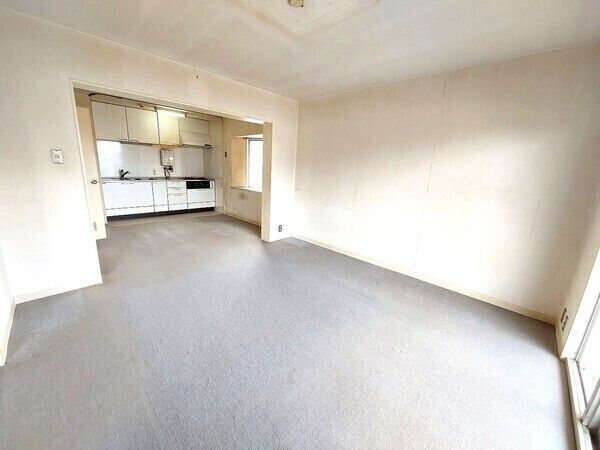 Karoen Park Mansion 3LDK Apartment in Nishinomiya - Thumbnail 4