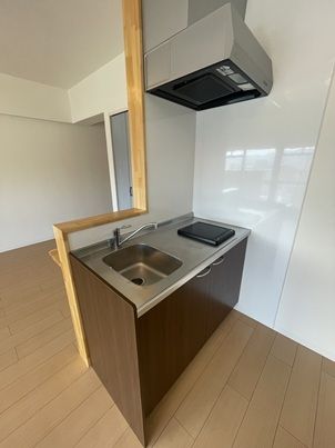 Renovated Studio Apartment for Sale in Central Matsuyama - Thumbnail 4