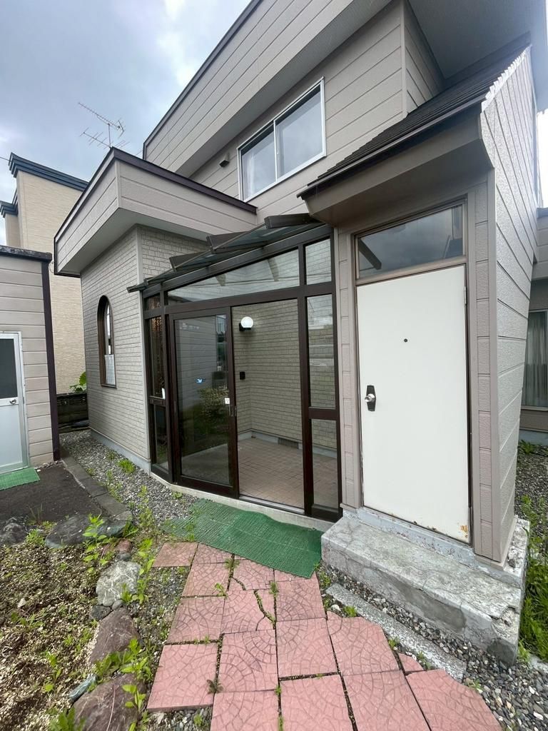 7LDK House in Eniwa, Hokkaido - Spacious Family Home - Thumbnail 2
