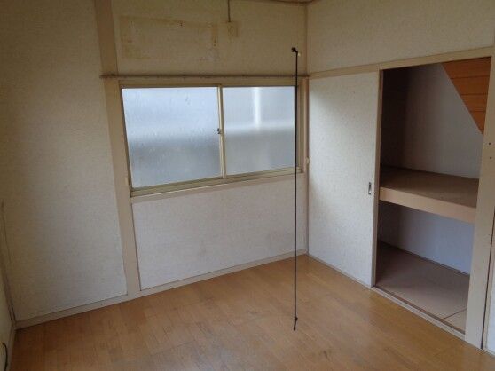 Rent a 3DK Wooden House in Matsuyama's Kumano-dai Area - Thumbnail 3