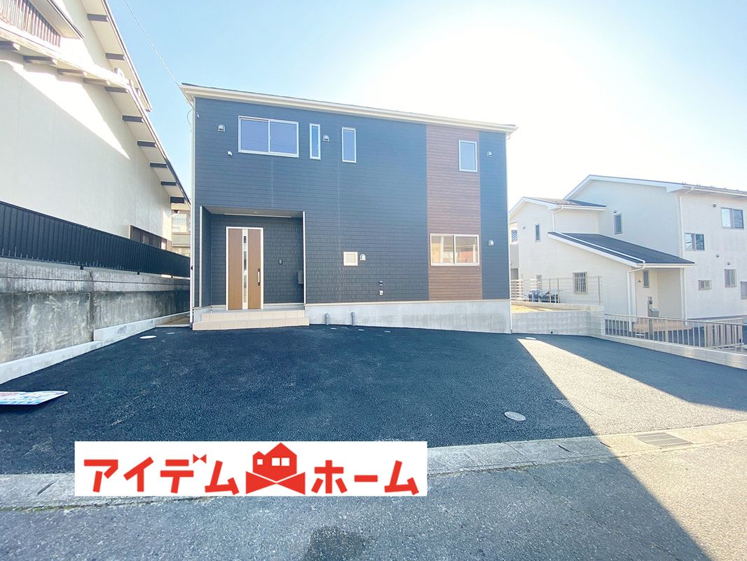 New 4SLDK Detached House with Garden in Mitake, Gifu - Thumbnail 3