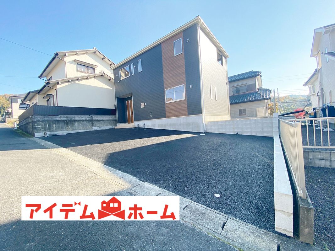 New 4SLDK Detached House with Garden in Mitake, Gifu - Thumbnail 2
