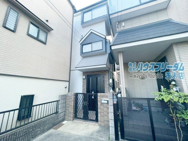 5LDK House Near JR Suita Station | Renovated 1998 Build - Thumbnail 2