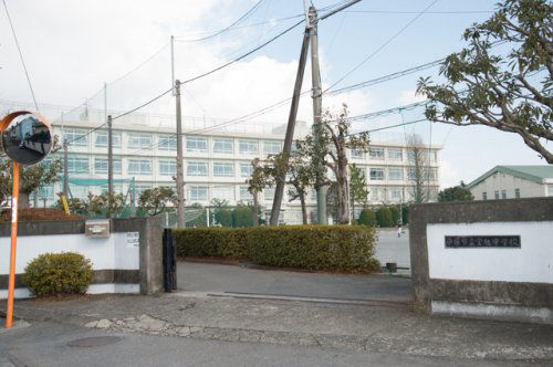 6LDK house in Hiratsuka with 3 parking spaces - Thumbnail 4
