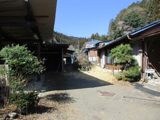 Wooden House with Workshop for Sale in Shimoniita, Gunma - Thumbnail 2