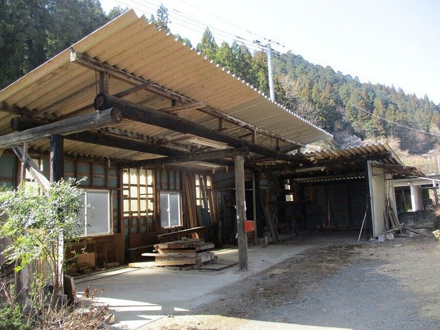 Wooden House with Workshop for Sale in Shimoniita, Gunma - Thumbnail 4