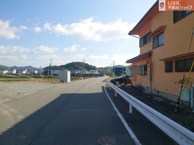 5LDK Family House Near Himeji Castle with 10 Parking Spaces - Thumbnail 4