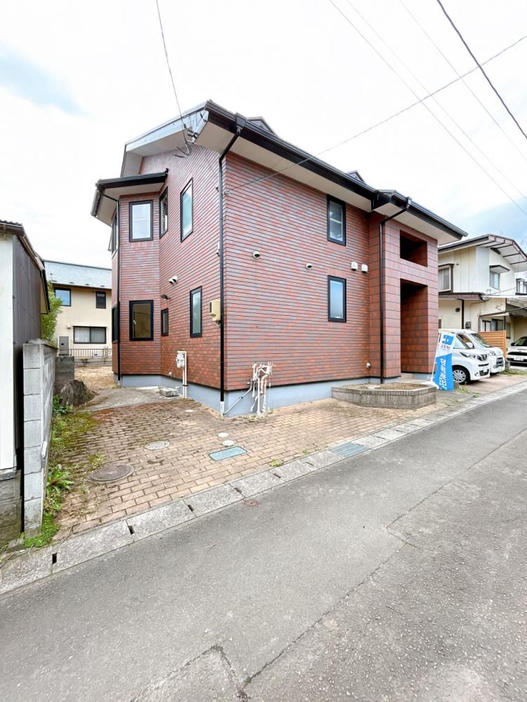 Renovated 4SLDK House in Sendai Aoba Ward with Garden - Thumbnail 2