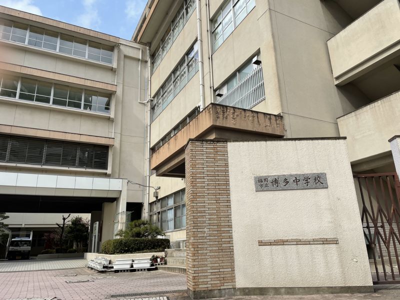 Vivalife Naraya 3F: Renovated 1LDK Apartment in Hakata, Fukuoka - Main Image