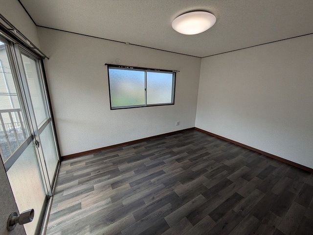 Renovated 3LDK House in Shunan City, Yamaguchi - Thumbnail 4