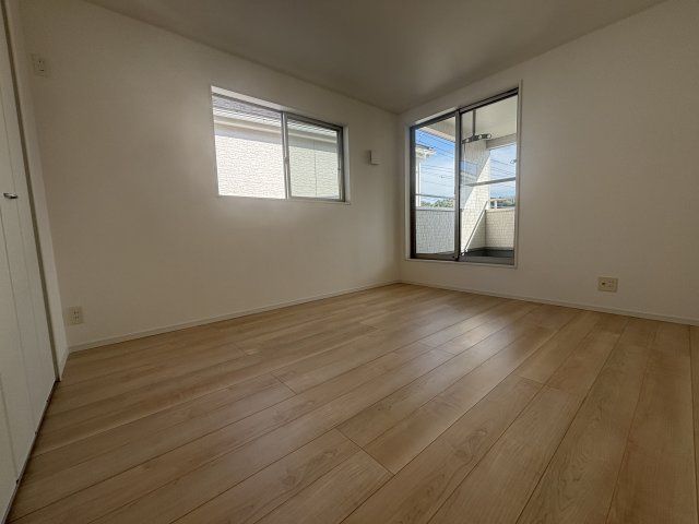 4LDK Detached House for Sale in Izumisano, Osaka - Thumbnail 3