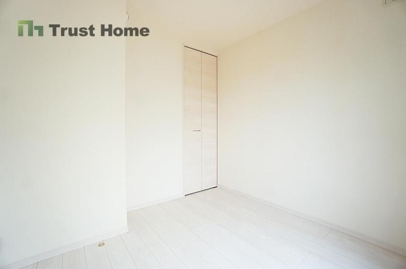 2LDK House for Sale in Akashi, Hyogo - Modern & Convenient - Thumbnail 3