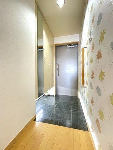 3SLDK Apartment Near Kintetsu Sakogi Station in Yatomi — Image 3, Yatomi, Aichi