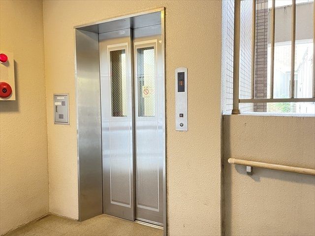 3SLDK Apartment Near Kintetsu Sakogi Station in Yatomi - Thumbnail 2