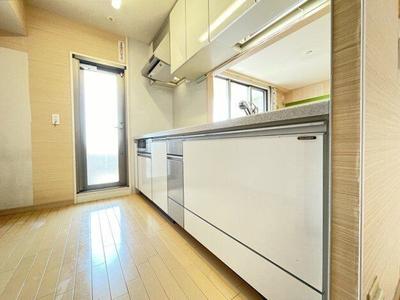 3SLDK Apartment Near Kintetsu Sakogi Station in Yatomi — Image 4, Yatomi, Aichi