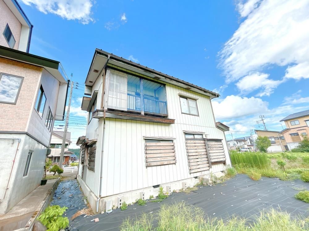 Renovated 4LDK House in Uonuma City, Niigata - Thumbnail 2
