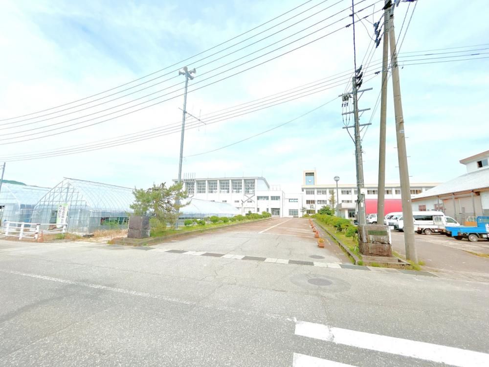 Renovated 4LDK House in Uonuma City, Niigata - Thumbnail 3