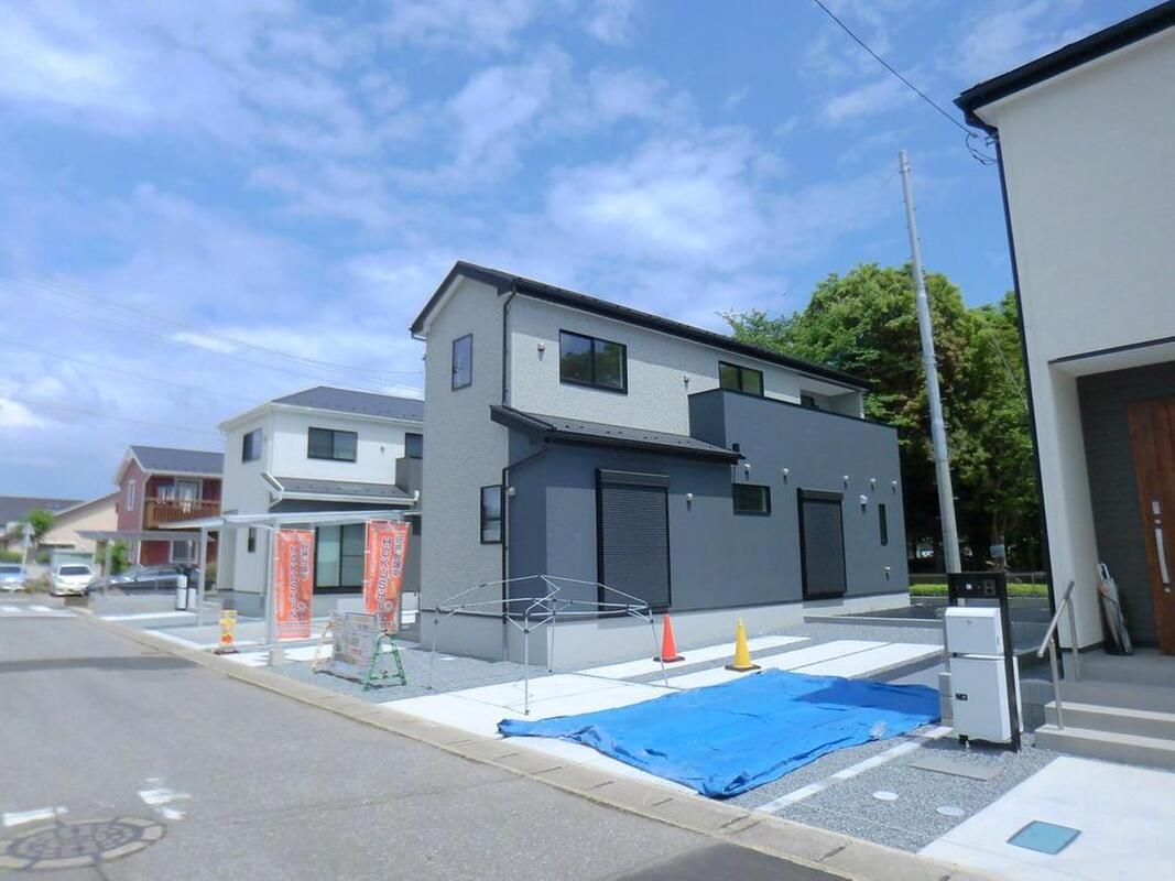 New 4LDK House in Utsunomiya with Seismic Grade 3 & Roof Balcony - Thumbnail 3
