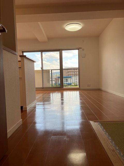 Renovated 4LDK Apartment for Sale in Matsusaka, Mie - Thumbnail 4