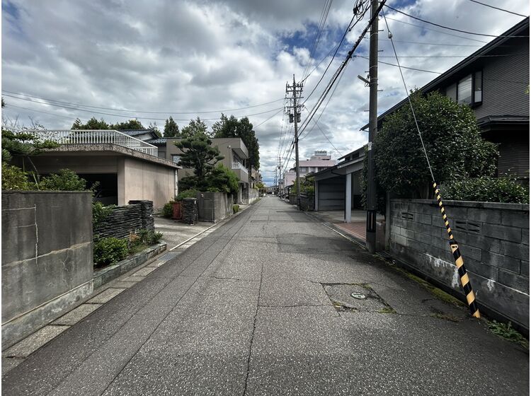 100-Tsubo Land Plot for Custom Home Build in Fukui Ninomiya - Thumbnail 3