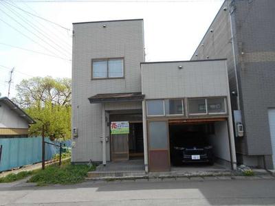 Traditional 2-Story Wooden Home Near Lake Towada — Image 1, Kazuno, Akita