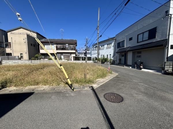 Land for Sale in Fushimi Ward, Kyoto - 195.36 sqm Corner Lot - Thumbnail 3
