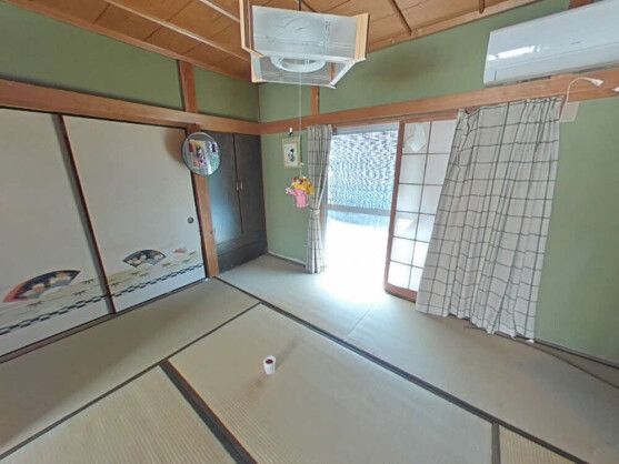 Compact 6DK House with Garden for Sale in Yazu Town, Tottori - Thumbnail 4