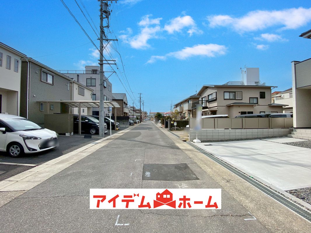 New 3SLDK House with Double-Height Ceiling in Nagoya's Moriyama Ward - Thumbnail 3