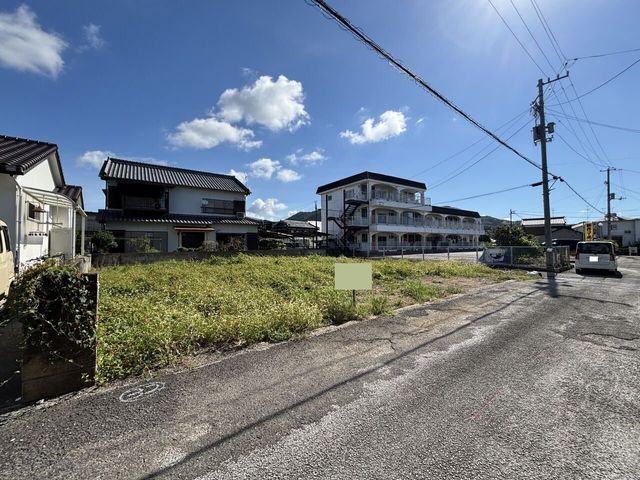 New 3LDK House in Konan City, Kochi with 3 Car Parks - Thumbnail 2