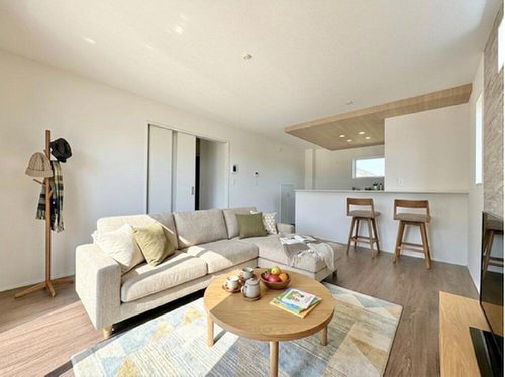 South-Facing 33 Tsubo Plot in Quiet Hino, Tokyo - Land for Sale - Thumbnail 4