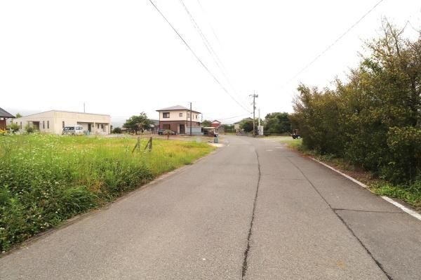 Land for Sale in Kumano, Miyazaki City - 411sqm Plot - Thumbnail 3