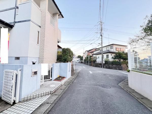 5LDK Detached House for Sale in Atsugi, Kanagawa - Thumbnail 2