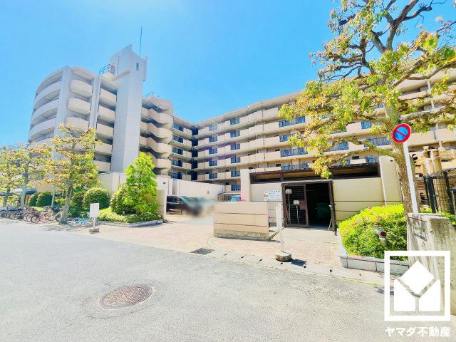 Renovated 3LDK Apartment near Fushimi Station, Kyoto - Thumbnail 2