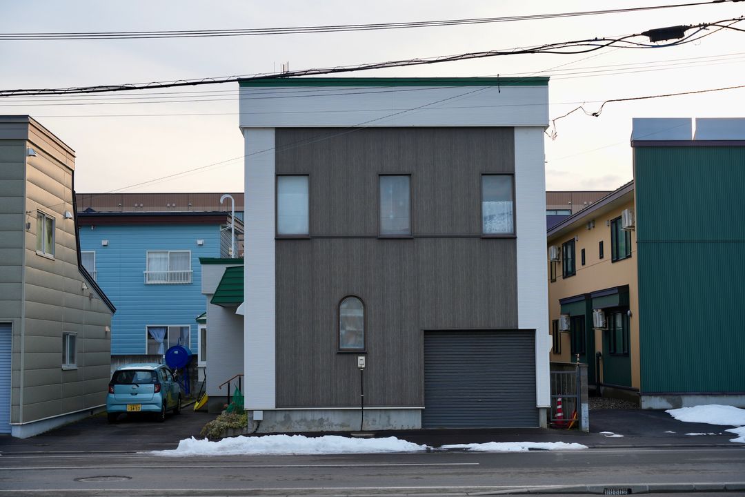 Downtown Furano House with 4 Bedrooms and Airbnb Potential - Thumbnail 2