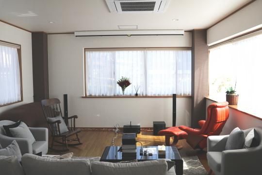 3-Story House in Atami with Bay Views and 4 Parking Spaces - Thumbnail 2