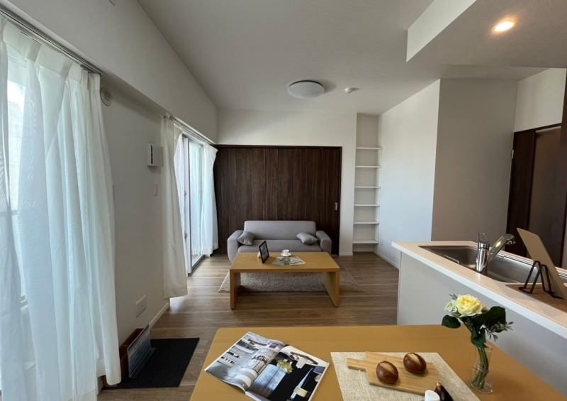 3LDK Apartment for Sale in Naha, Okinawa - 61.13 sqm - Thumbnail 2