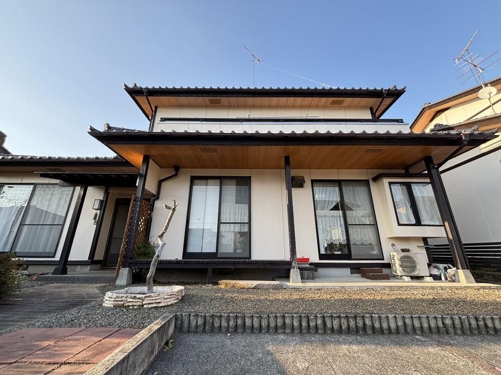 4LDK Renovated House with 4 Parking Spaces in Iwaki, Fukushima - Thumbnail 2