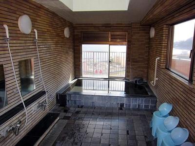 3LDK Apartment with Hot Spring in Yugawara, Kanagawa — Image 3, Yugawara, Kanagawa